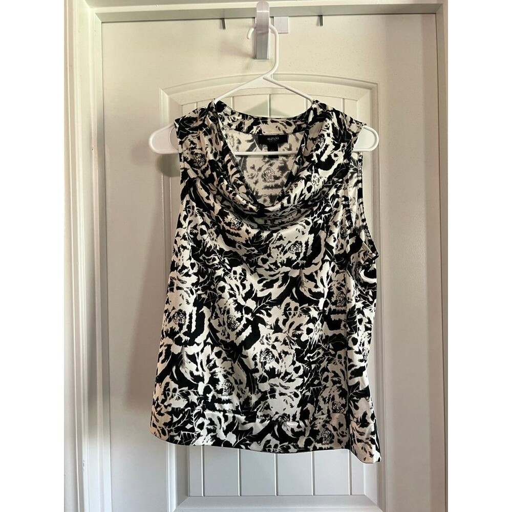 Alfani Petite Sleeveless Floral Blouse